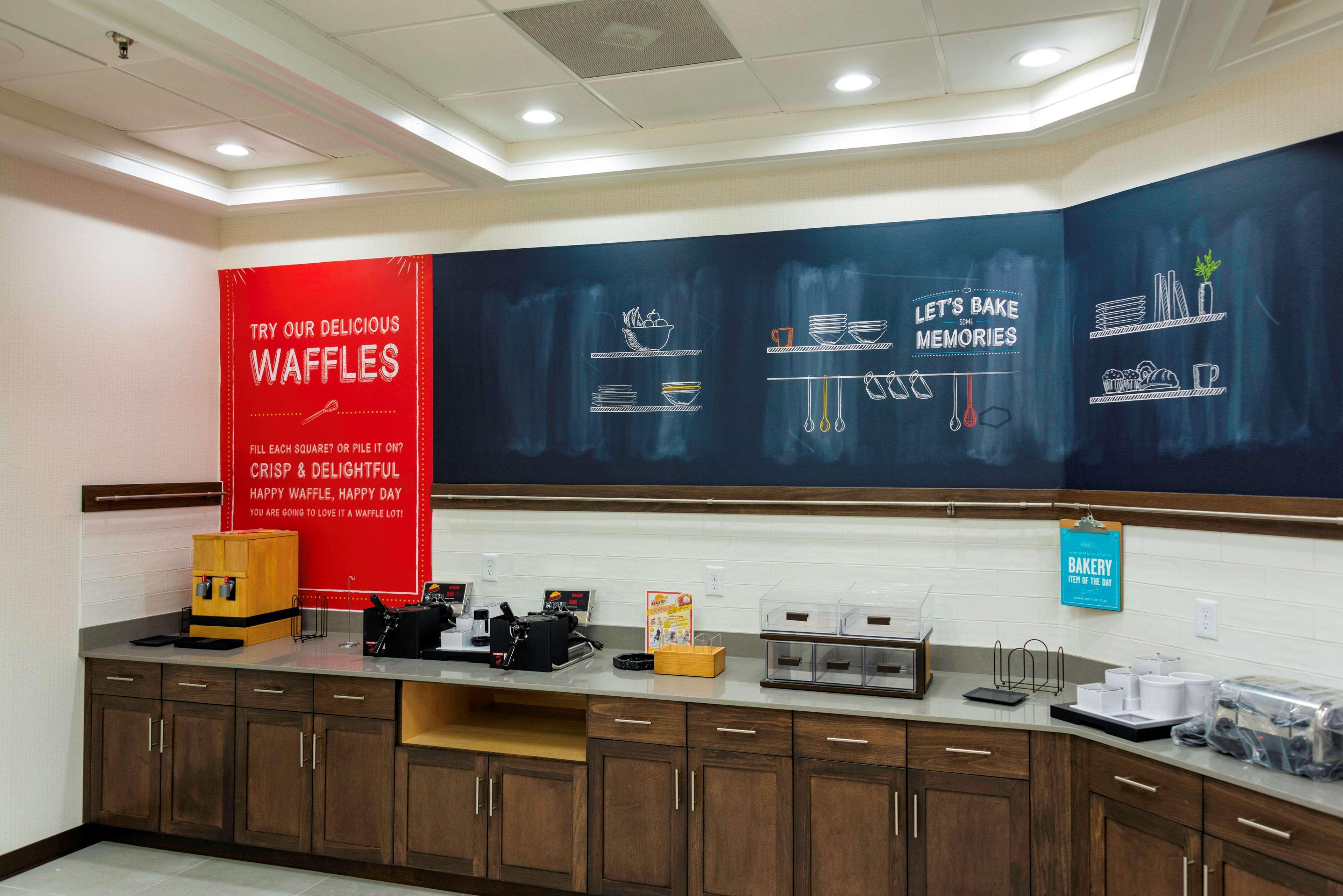 Hampton Inn Kinston Kültér fotó
