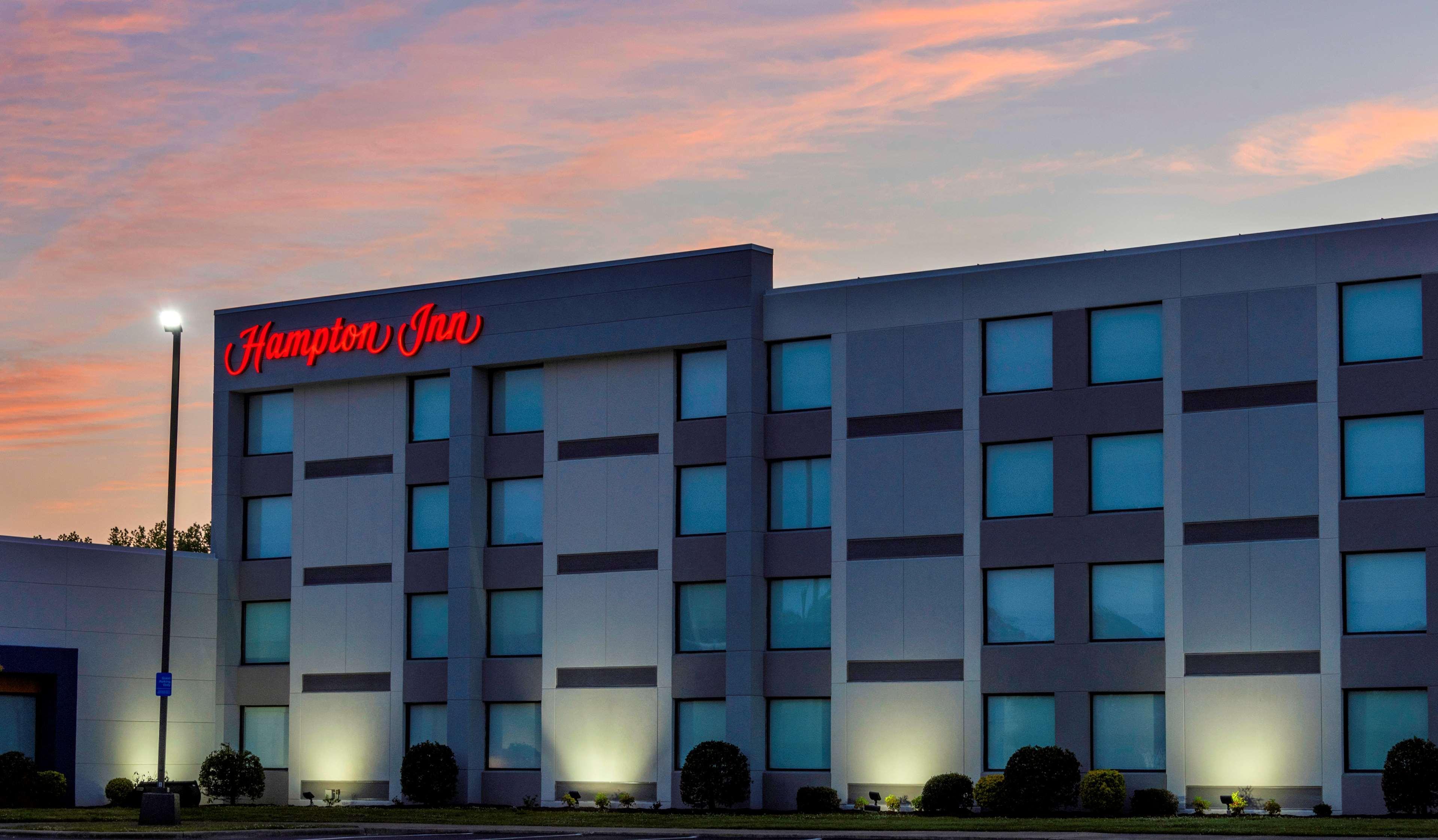 Hampton Inn Kinston Kültér fotó